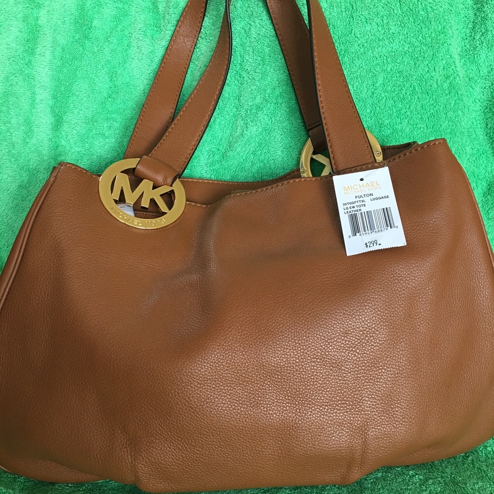MICHAEL Kors purse